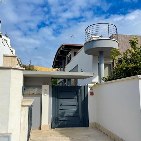 The Shabby House - Charming Seaside Retreat In Central Anzio, Steps From Beach And Train Station Kültér fotó