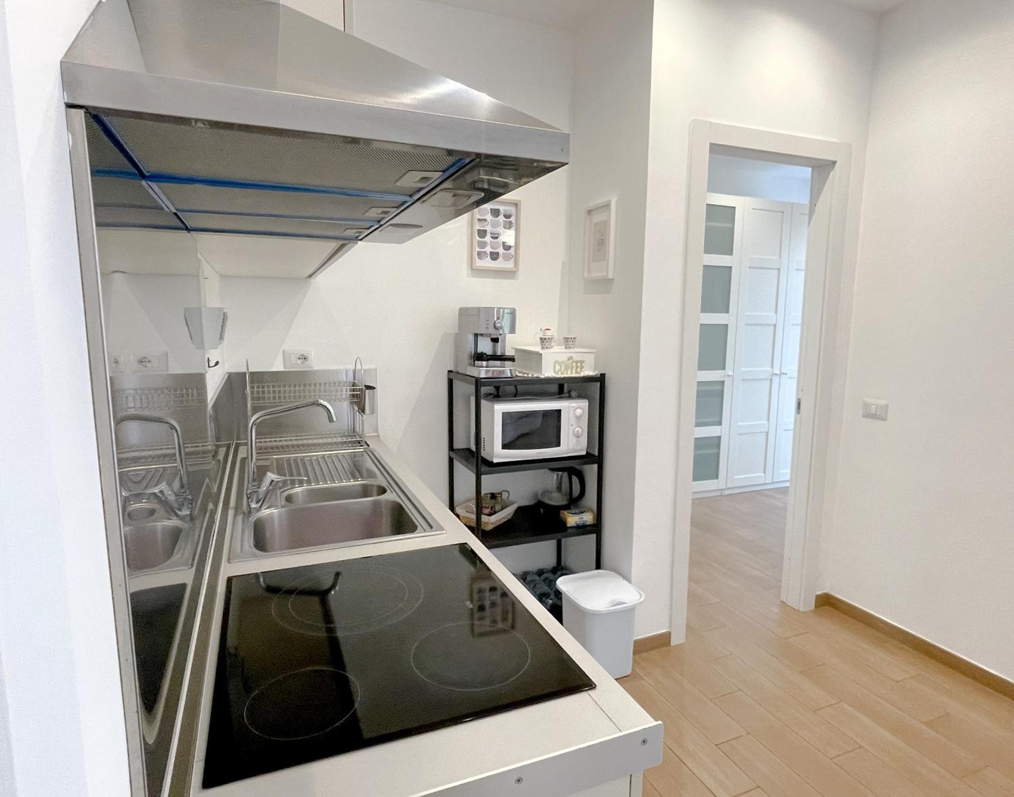 The Shabby House - Charming Seaside Retreat In Central Anzio, Steps From Beach And Train Station Kültér fotó