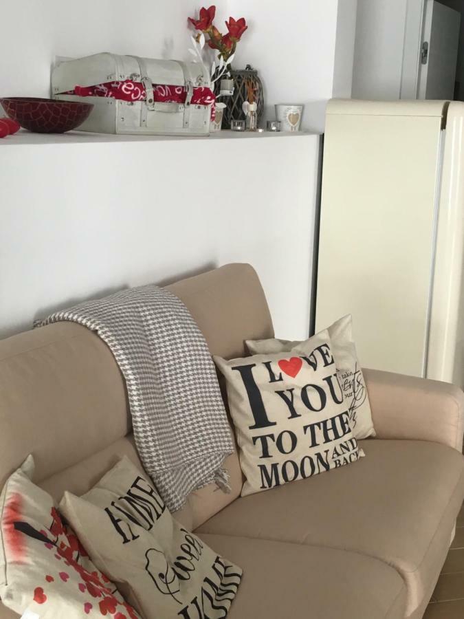 The Shabby House - Charming Seaside Retreat In Central Anzio, Steps From Beach And Train Station Kültér fotó