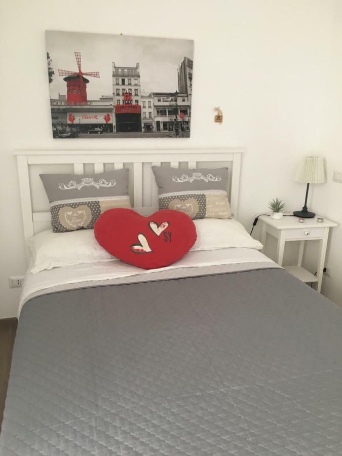 The Shabby House - Charming Seaside Retreat In Central Anzio, Steps From Beach And Train Station Kültér fotó